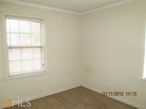 4th image of 4816 Hazel St #B