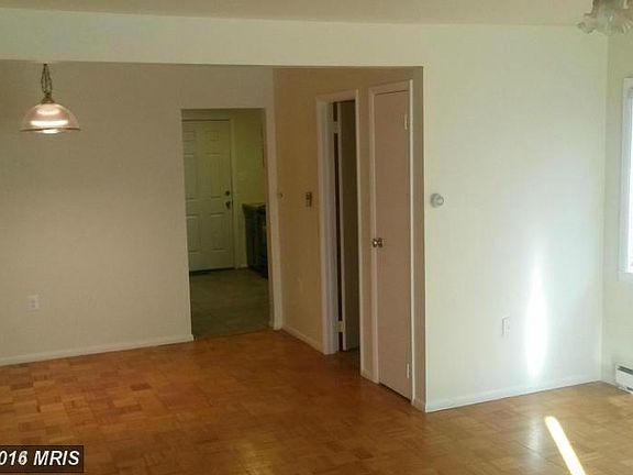 3rd image of 535 Carrollton Dr #32