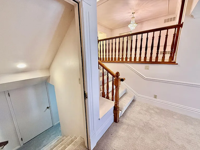 1415 Hopi Cir — Photo 31