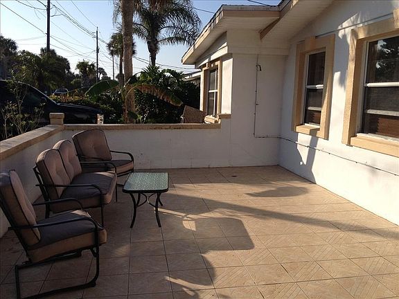 4th image of 4032 Oriole Ave
