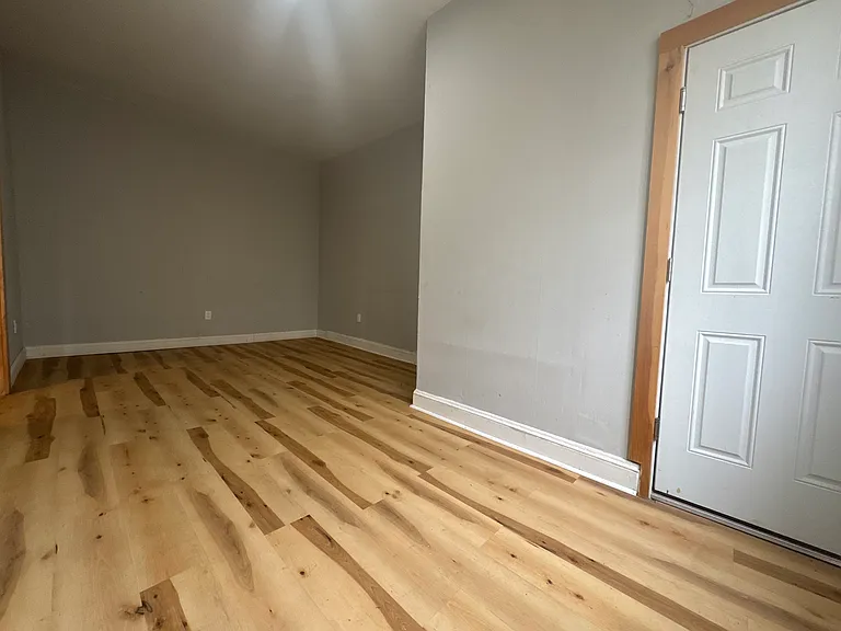 719-725 Wethersfield Ave #1BS — Photo 9