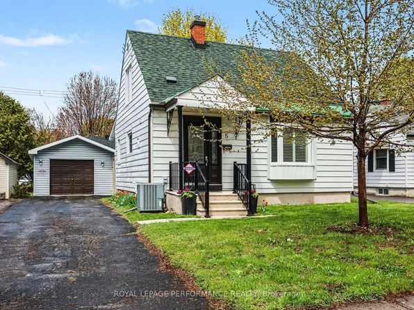 5 Marshall Ave, Ottawa, ON K1Z 7X1