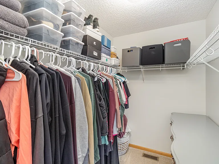 Master closet #2