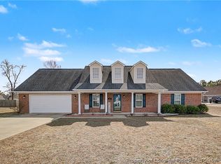 128 Bonney Ln, Fayetteville, NC 28306