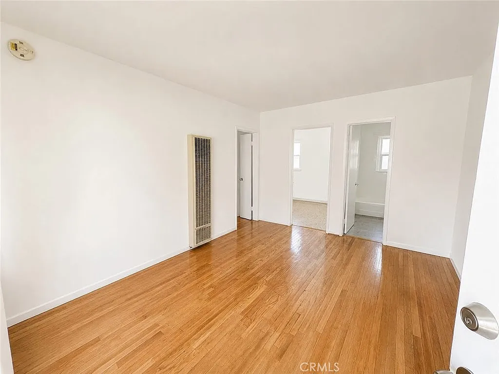 1 bed, 550 sqft, $1,800 — Photo 2