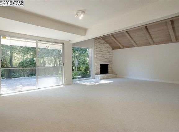 3rd image of 6 Idlewood Ct