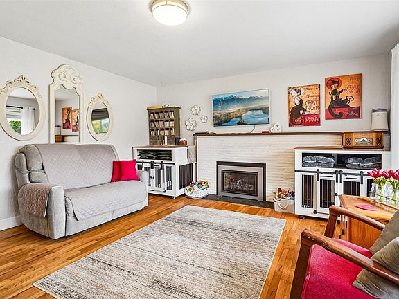 4th image of 708 5th Avenue SE