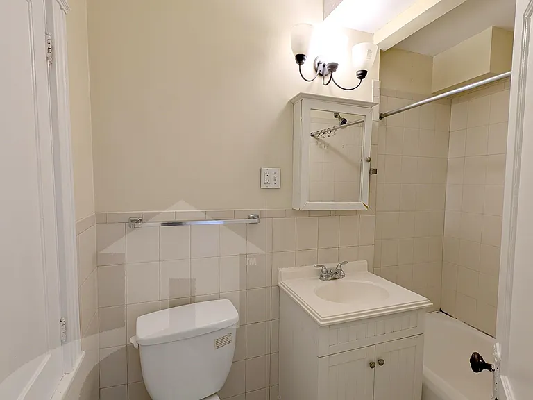 77 Hancock St — Photo 4