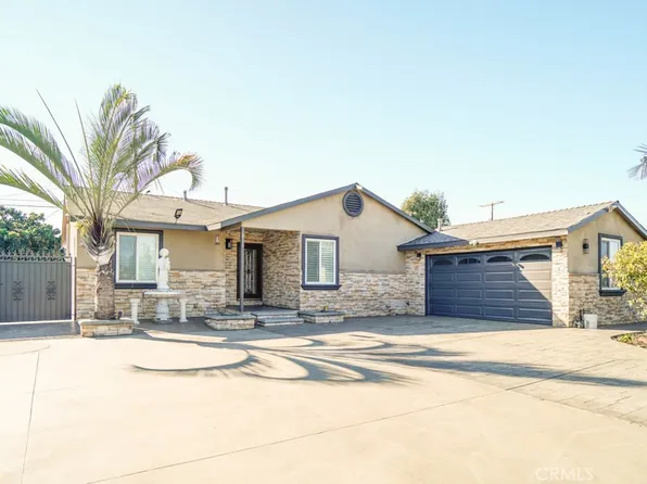 914 Toddy St, Santa Ana, CA 92703