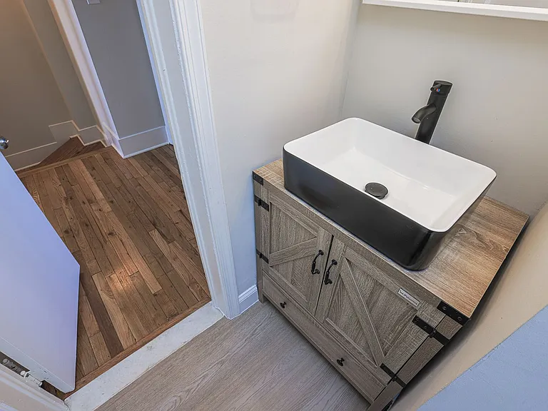 6426 Odonnell St — Photo 37