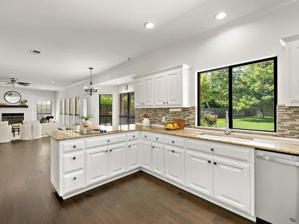 10 Oak Vw, Round Rock, TX 78664
