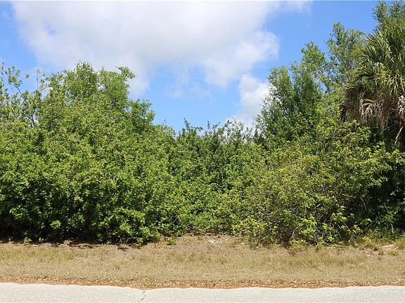 4th image of 17249 Pheasant Cir