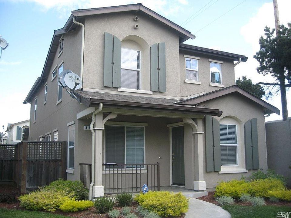 1st image of 3183 Puffin Cir