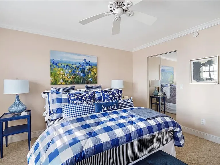 18650 Gulf Blvd #712 — Photo 17