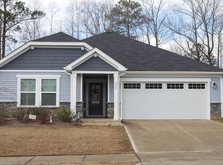 423 Summer Ranch Dr, Fuquay Varina, NC 27526