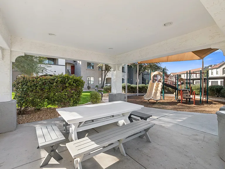 Dobson 2222 — Photo 22
