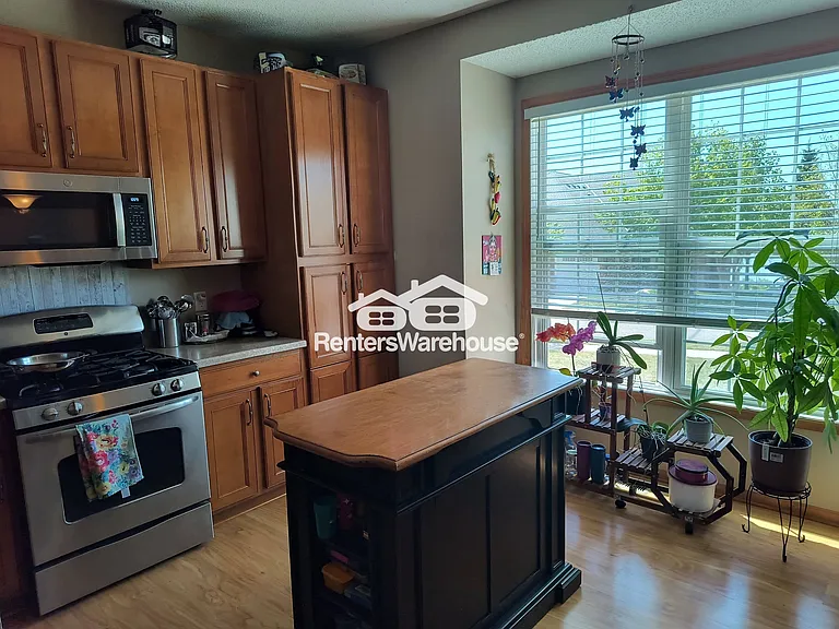 10109 Indigo Dr — Photo 3