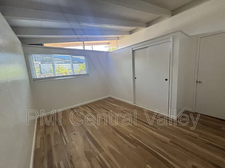 944 Bridgewood Way — Photo 26