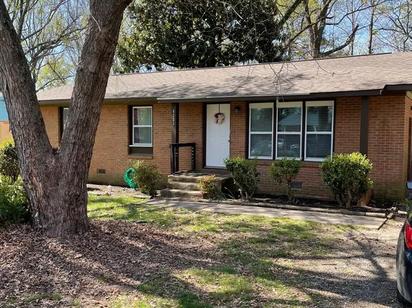 6231 Monteith Dr, Charlotte, NC 28213