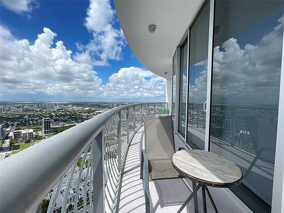 5th image of 1750 N Bayshore Dr APT 5614