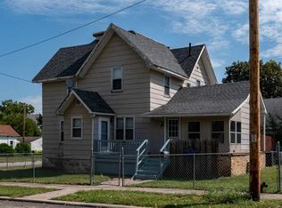 703 S President Ave, Mason City, IA 50401