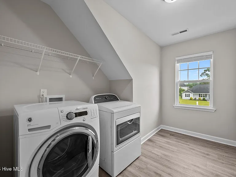 413 Wind Sail Ct — Photo 25
