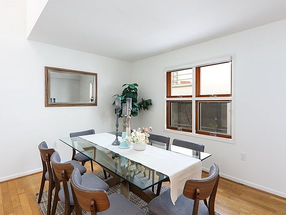 5th image of 2501 28th St APT 5