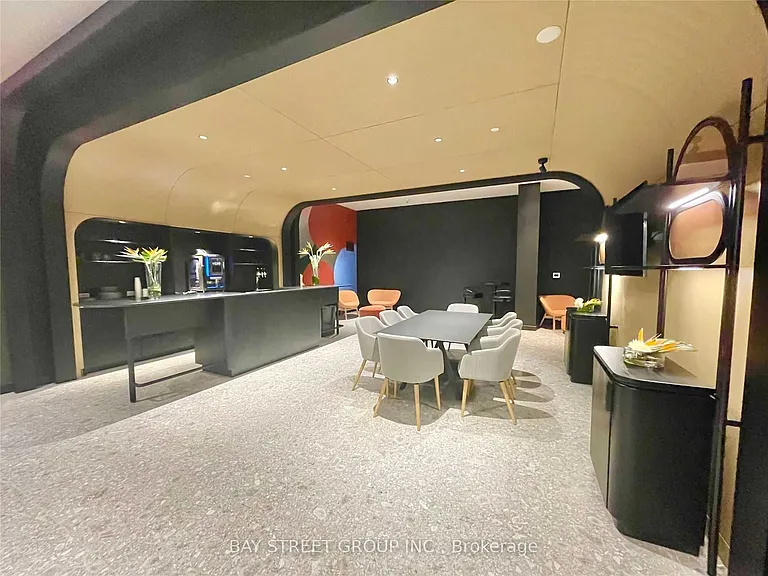 395 Bloor St E #4906 — Photo 27