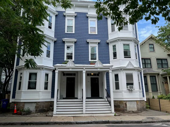 66 Green St #1, Boston, MA 02130