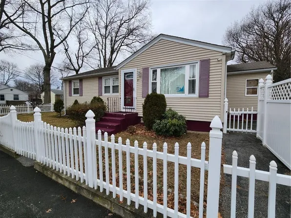 41 Sinclair Ave, Providence, RI 02907