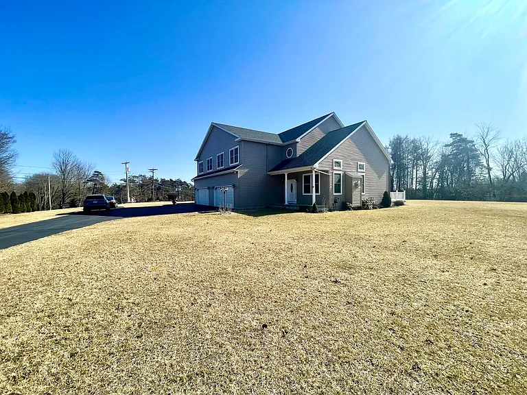 85B Lape Rd — Photo 2