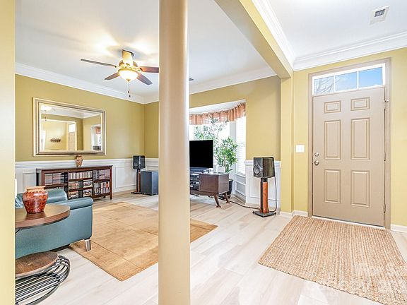 4th image of 6422 Hasley Woods Dr