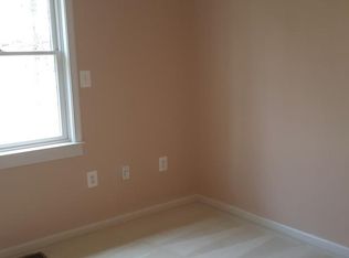 4012 Guinea Rd, Fairfax, VA 22032