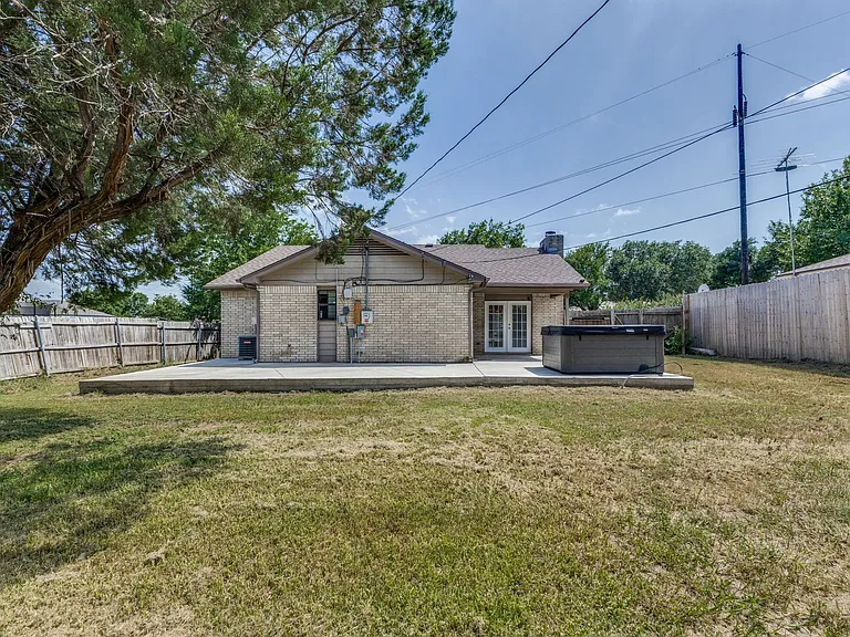 8602 Skyview — Photo 25