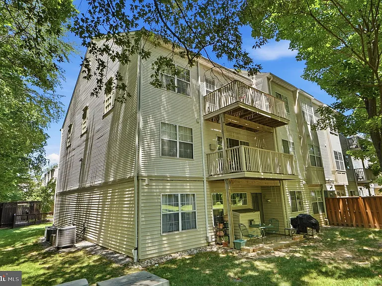 12461 Hayes Ct #103 — Photo 25