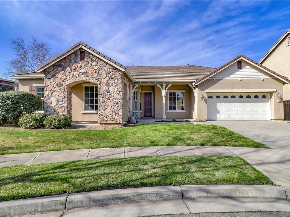 1st image of 492 Locarno Ct
