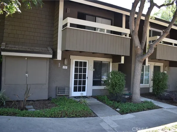 29 Streamwood, Irvine, CA 92620