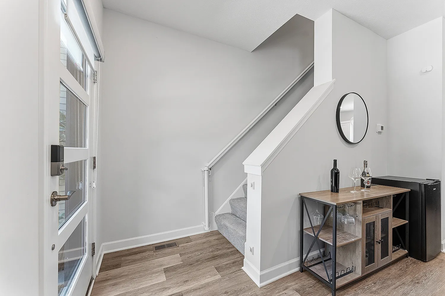 2 bed, 2.5 bath, 1368 sqft, $2,500 — Photo 4
