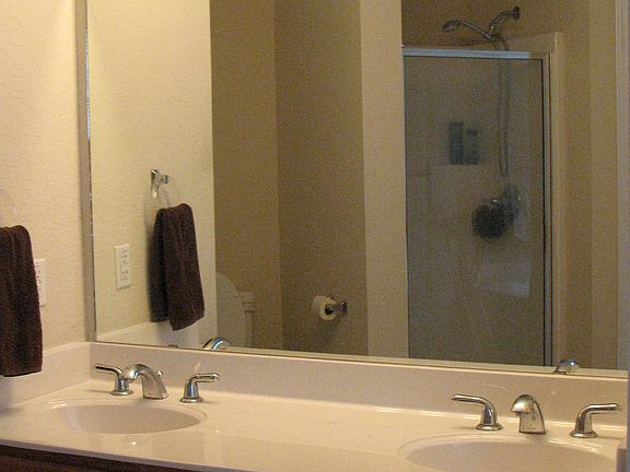 4th image of 1112 Westway Dr