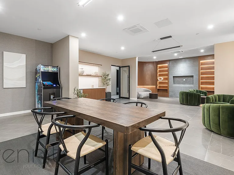 375 Dean St #903 — Photo 28