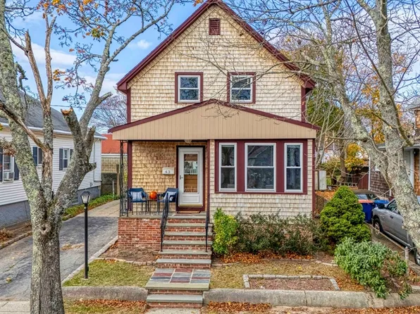 43 Milford St, New Bedford, MA 02745