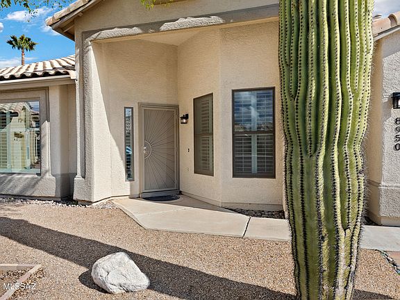 4th image of 8950 N Willeta Dr