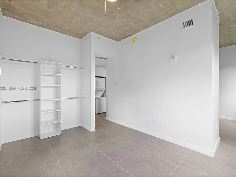 315 NW 32nd St #306 — Photo 15