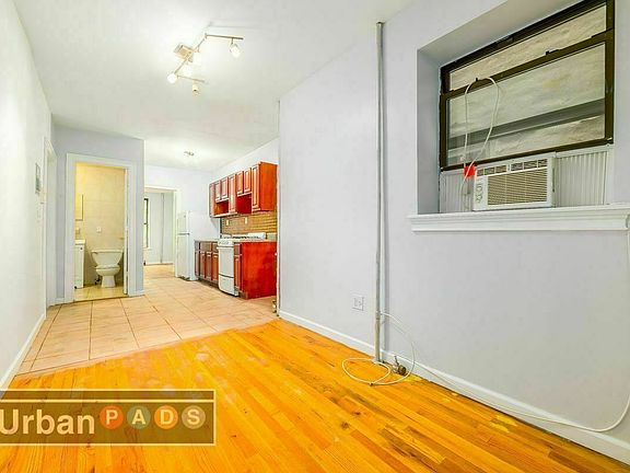 2nd image of 437 De Kalb Ave #3R