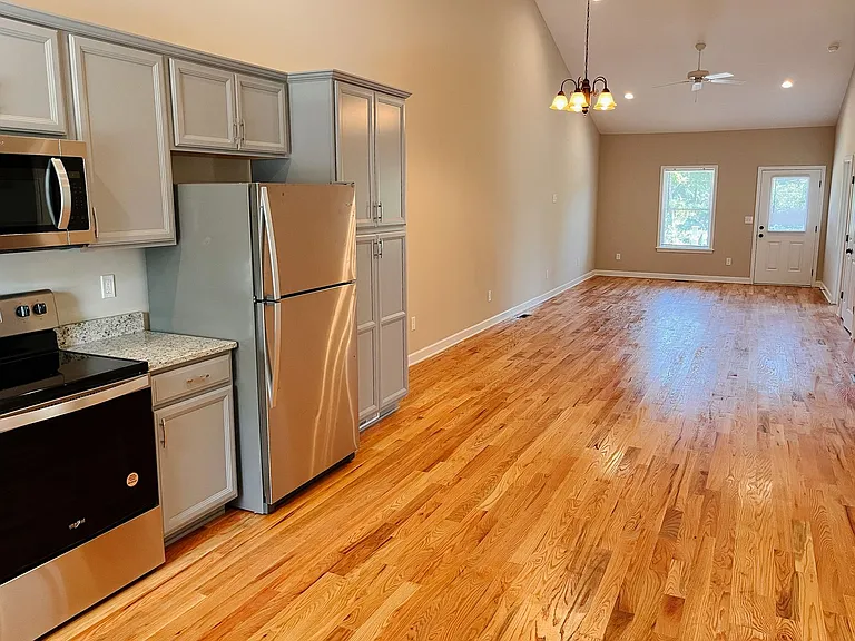 109 Mount Tabor Rd — Photo 3