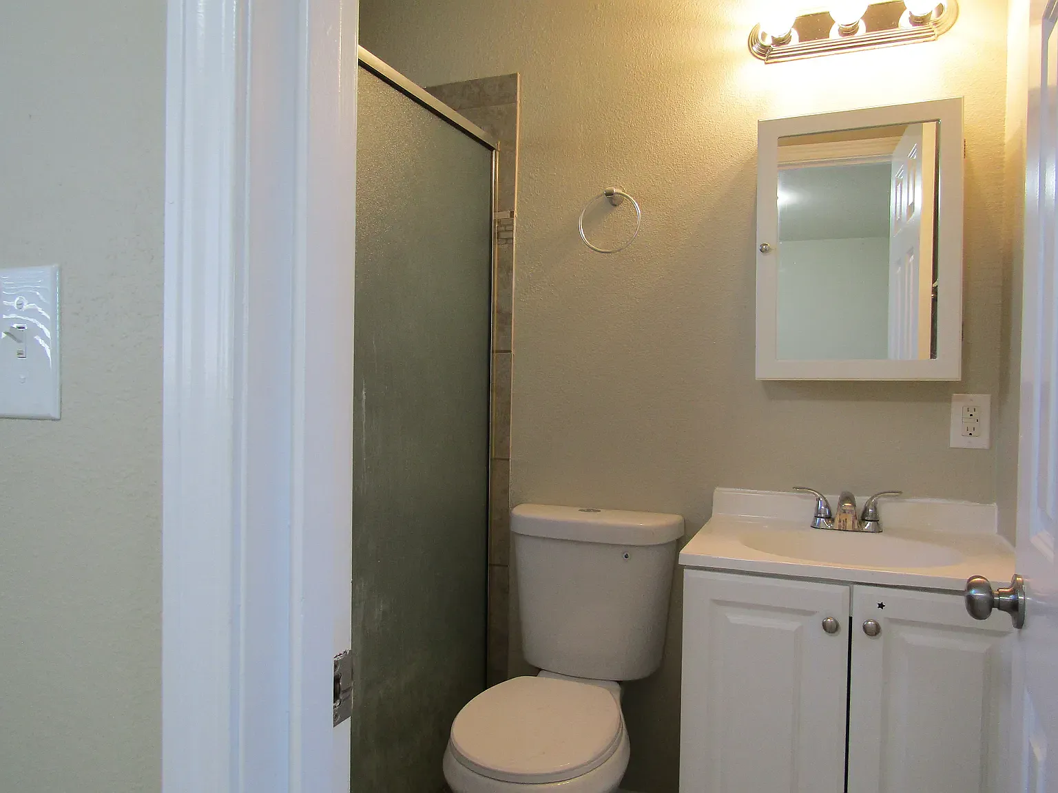1 bed, 475 sqft, $1,150 — Photo 2