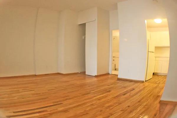 Rented by DSA Realty | media 20