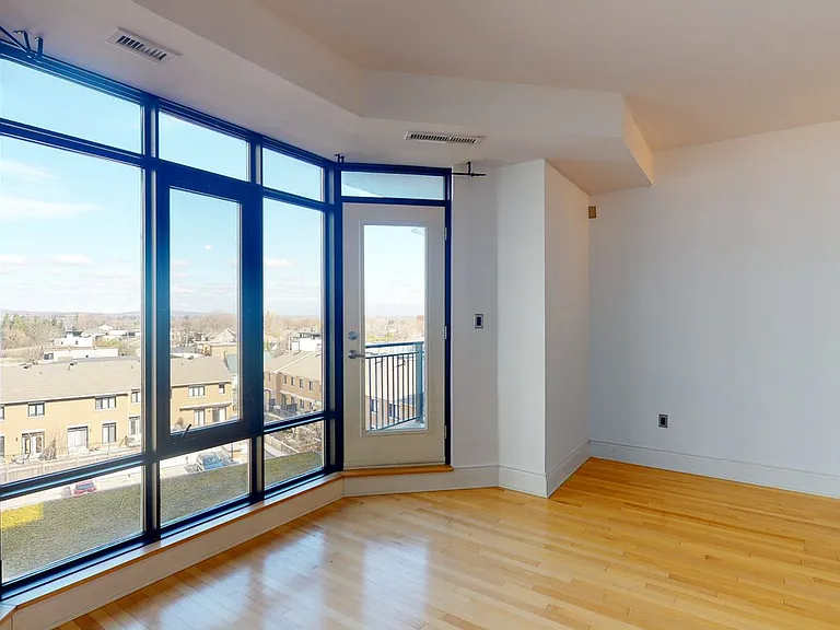509 Berkley Ave #509 — Photo 4