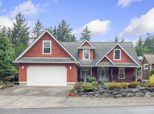 10355 Pine Ridge Dr, Manzanita, OR 97130