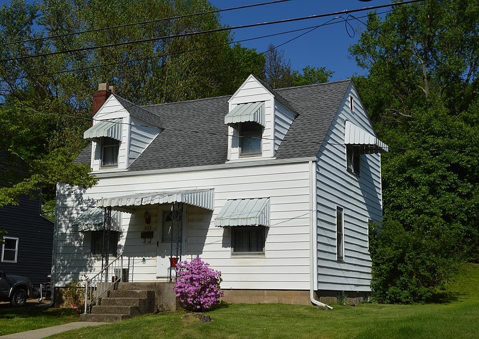 1st image of 835 5th St